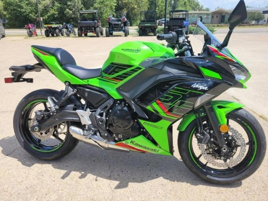 2024 Kawasaki Ninja® 650 KRT Edition ABS