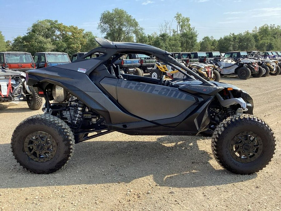 2024 Can-Am™ Maverick R X