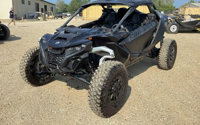 2024 Can-Am™ Maverick R X