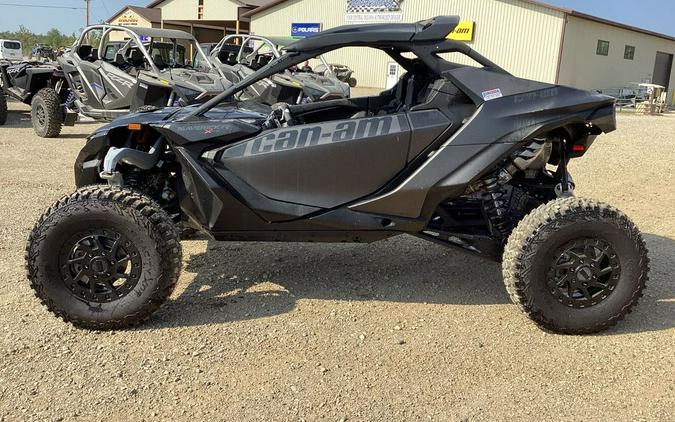 2024 Can-Am™ Maverick R X