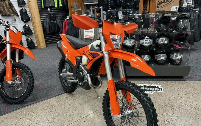 2026 450 XCF-W - KTM