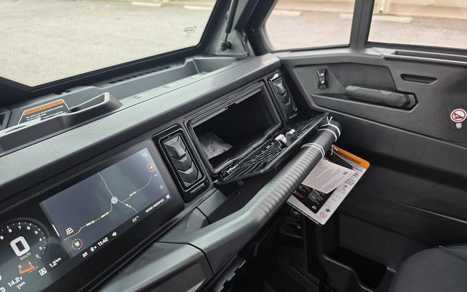 2026 Can-Am Defender MAX Limited HD11