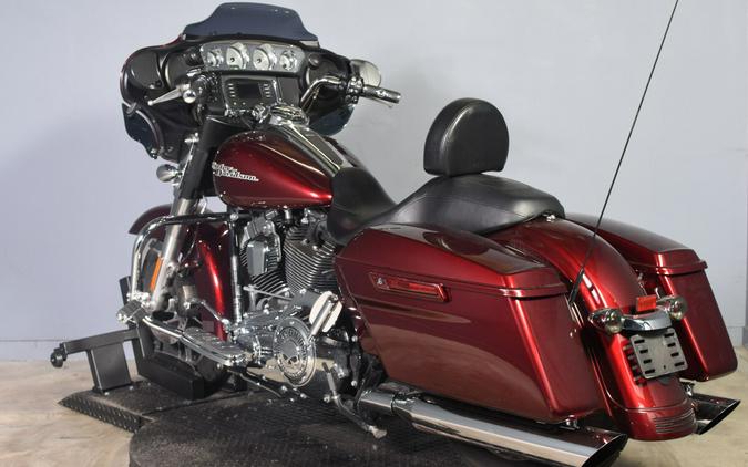 2015 Harley-Davidson Street Glide Special