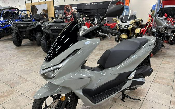 2026 Honda PCX ABS