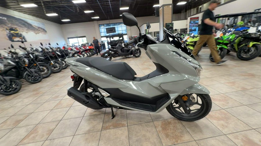 2026 Honda PCX ABS