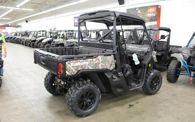 2024 Can-Am® SSV DEF XT 62 HD7 CA 24 CAMO