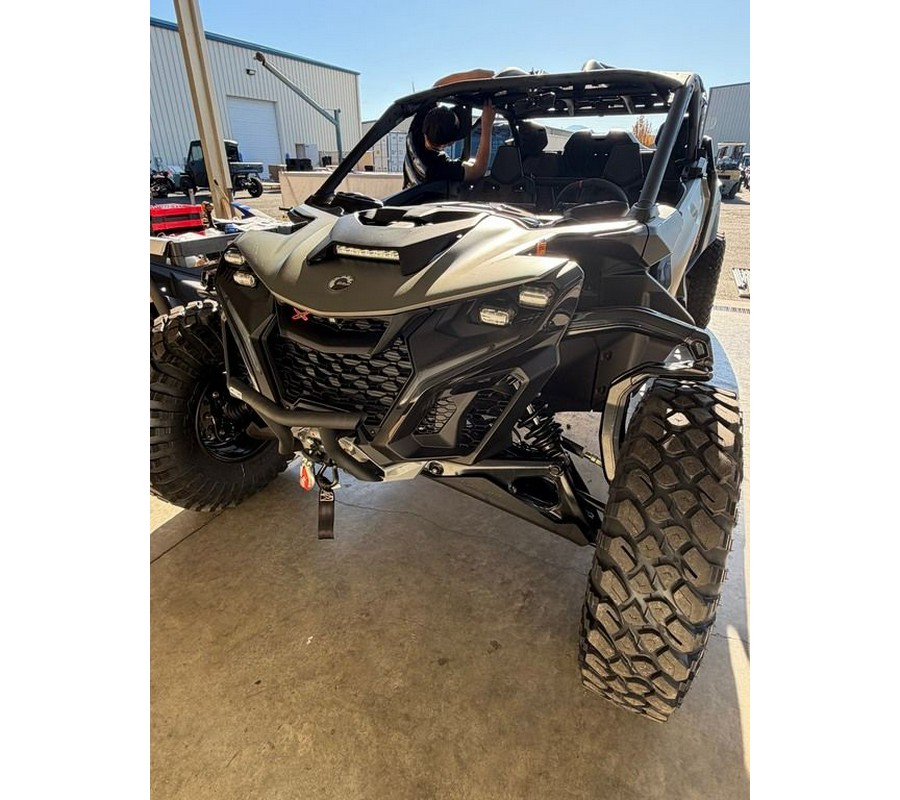 2026 Can-Am® Maverick R MAX X rc With Smart-Shox