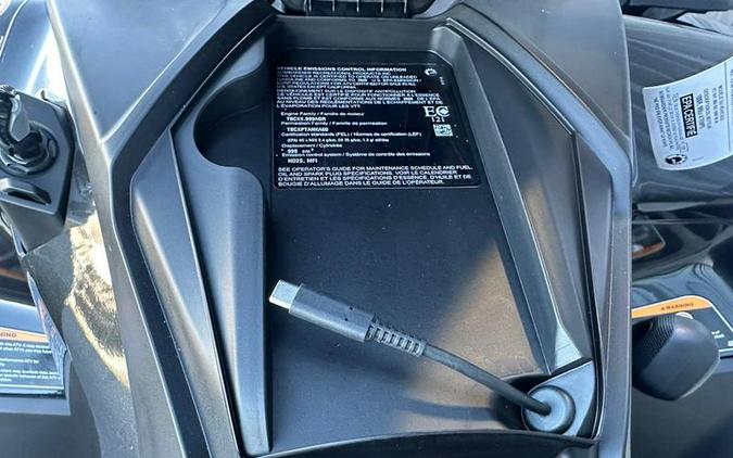 2026 Can-Am® Outlander MAX Backcountry