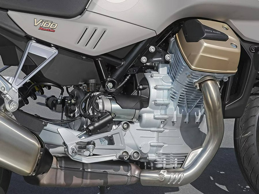 2024 Moto Guzzi V100 Mandello Aviazione Navale LE