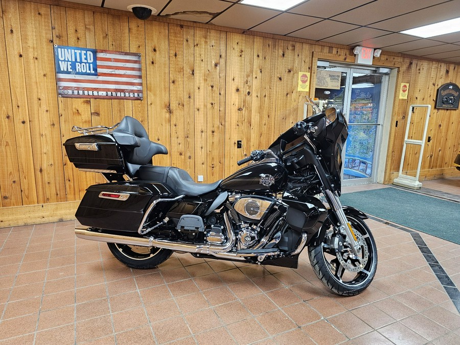 2025 Harley-Davidson Street Glide® Ultra