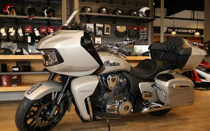 2026 Indian Pursuit Limited 112 W/Powerband Audio Black Metal