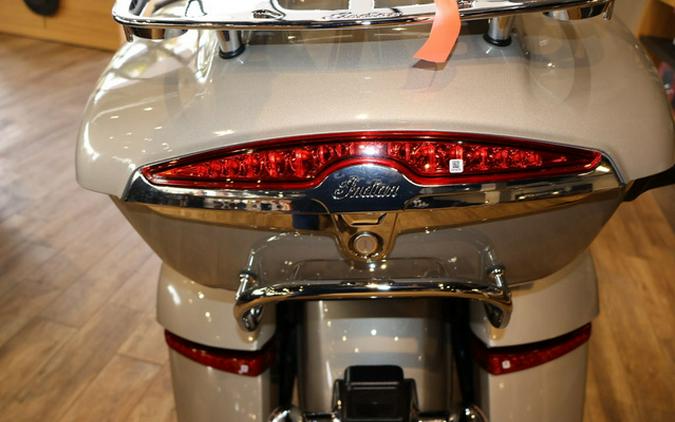 2026 Indian Pursuit Limited 112 W/Powerband Audio Black Metal