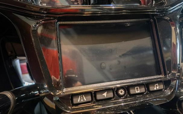 2026 Indian Pursuit Limited 112 w/PowerBand Audio Silver Quartz Metallic