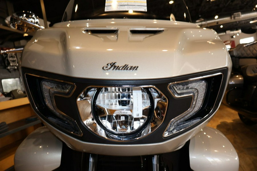 2026 Indian Pursuit Limited 112 W/Powerband Audio Black Metal