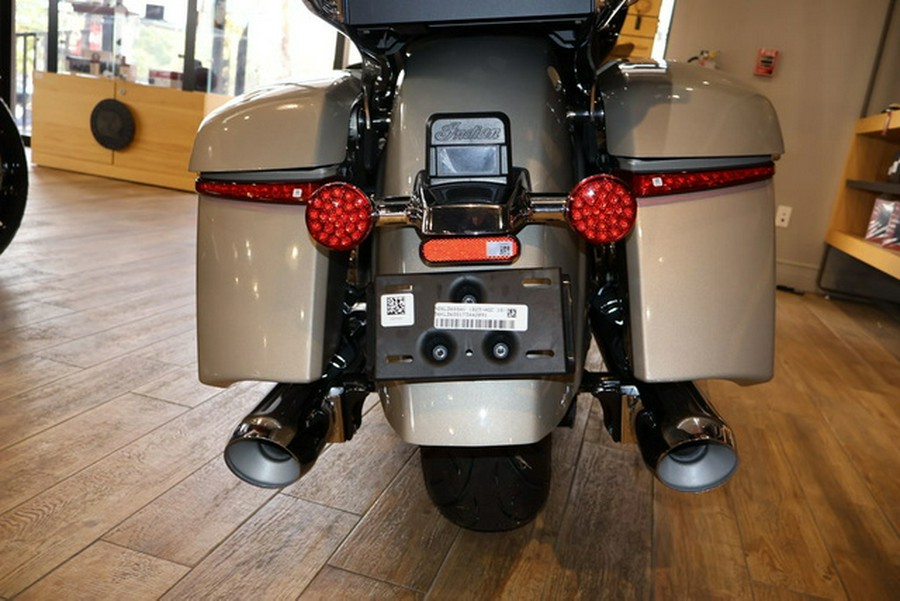 2026 Indian Pursuit Limited 112 W/Powerband Audio Black Metal