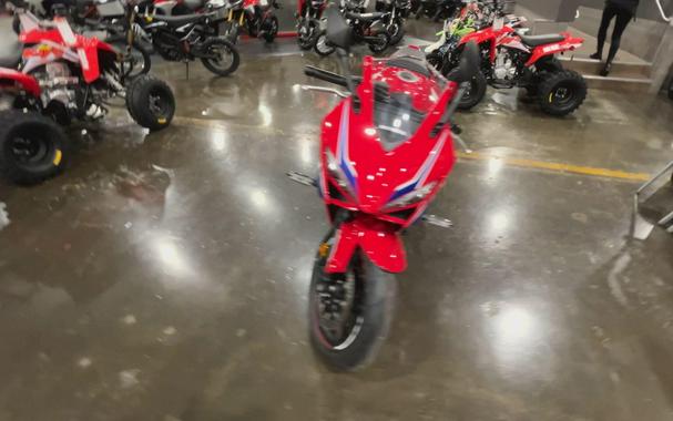 2026 Honda CBR650R E-CLUTCH