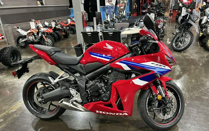 2026 Honda CBR650R E-CLUTCH