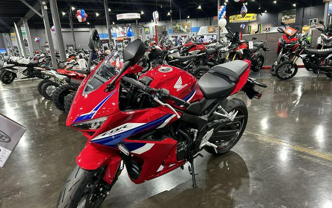 2026 Honda CBR650R E-CLUTCH