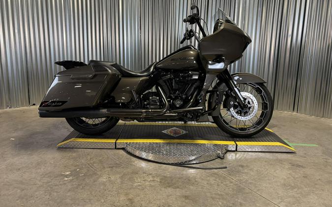 2021 Harley-Davidson CVO Road Glide Bronze Armor