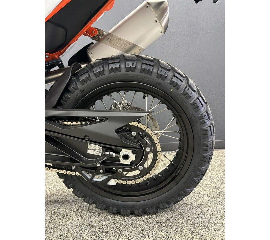 2024 KTM 890 Adventure R