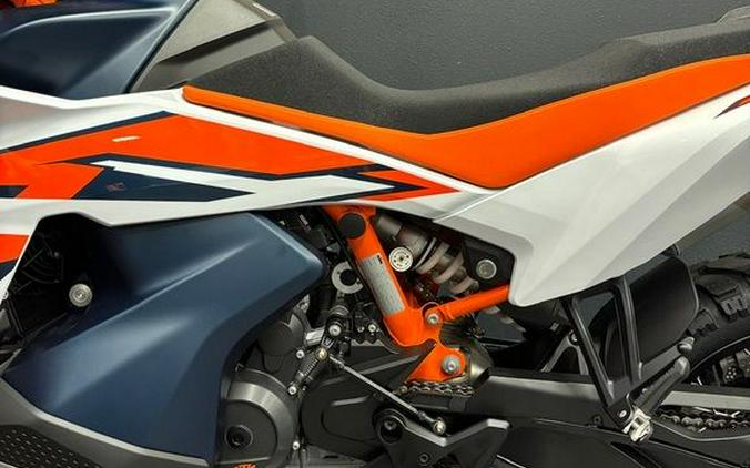 2024 KTM 890 Adventure R