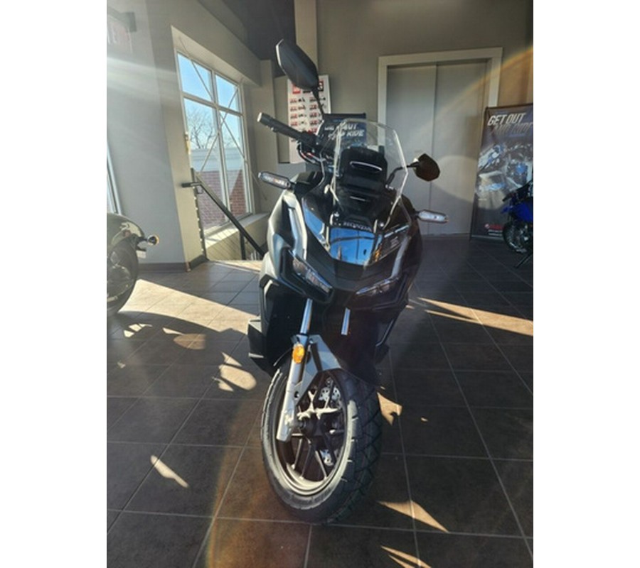 2025 Honda ADV 160