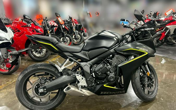 2026 Honda CBR650R E-CLUTCH