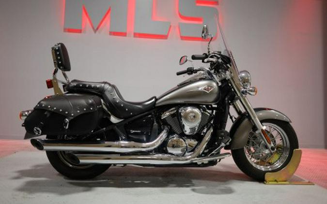 2024 Kawasaki Vulcan 900 Classic LT