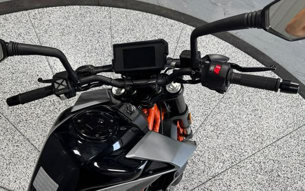 2022 KTM Duke 390
