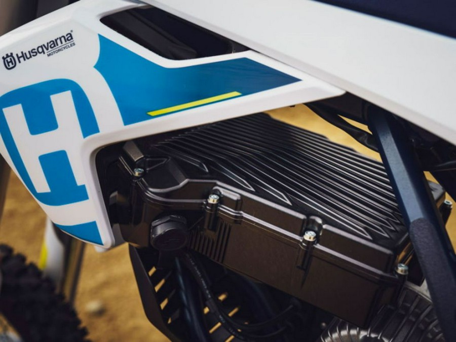 2024 Husqvarna® EE 5