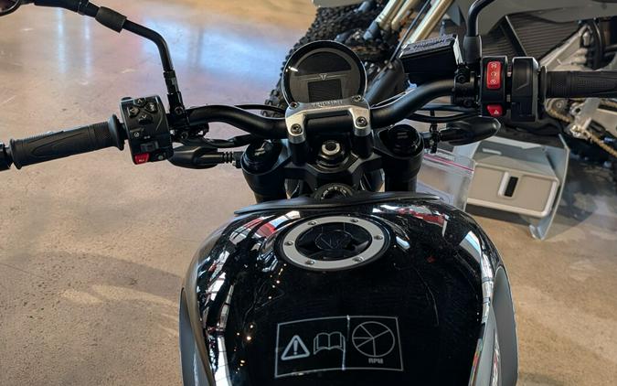 2025 Triumph Trident 660