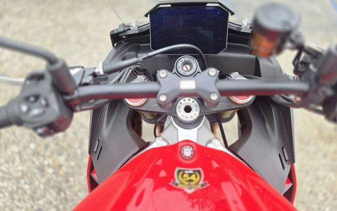 2024 Aprilia® Tuono V4 1100