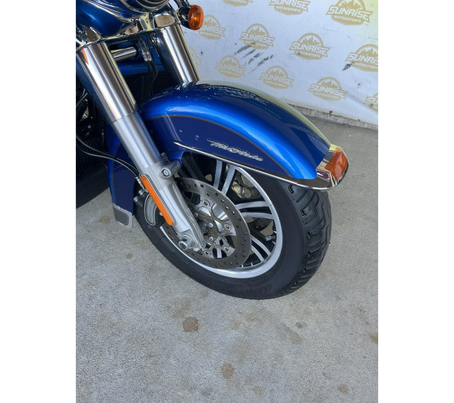 2017 Harley-Davidson Trike FLHTCUTG Tri Glide Ultra
