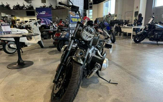2022 BMW 2022R18