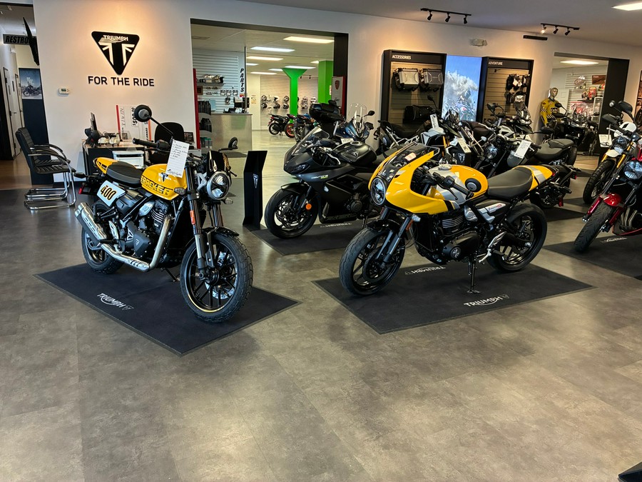 2026 Triumph Thruxton 400