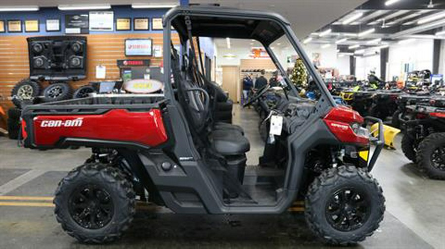 2024 Can-Am Defender XT HD9