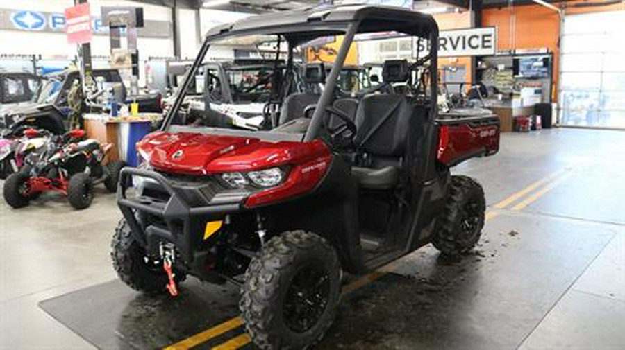 2024 Can-Am Defender XT HD9