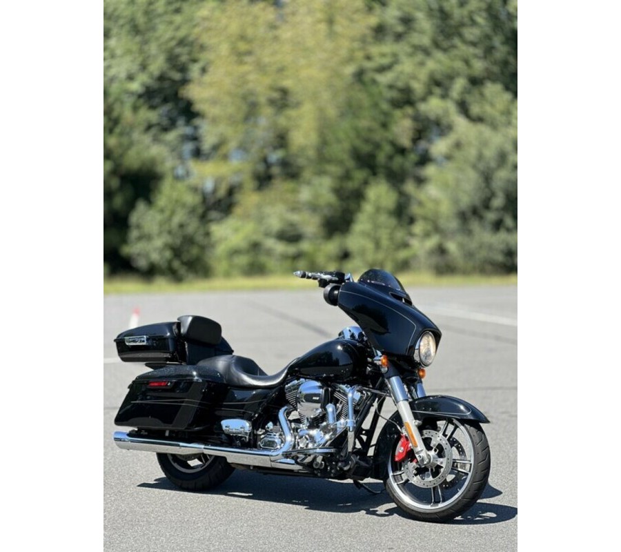 FLHXS 2014 Street Glide Special