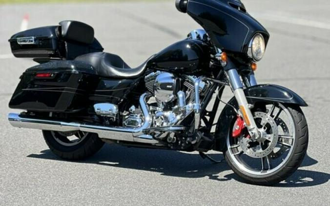 FLHXS 2014 Street Glide Special