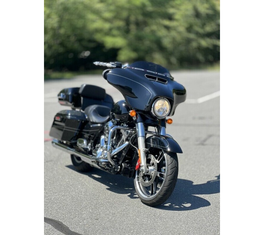 FLHXS 2014 Street Glide Special