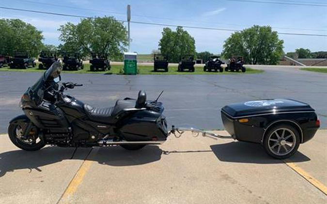 2013 Honda GL1800 F6B , BUSHTEC TRAILER