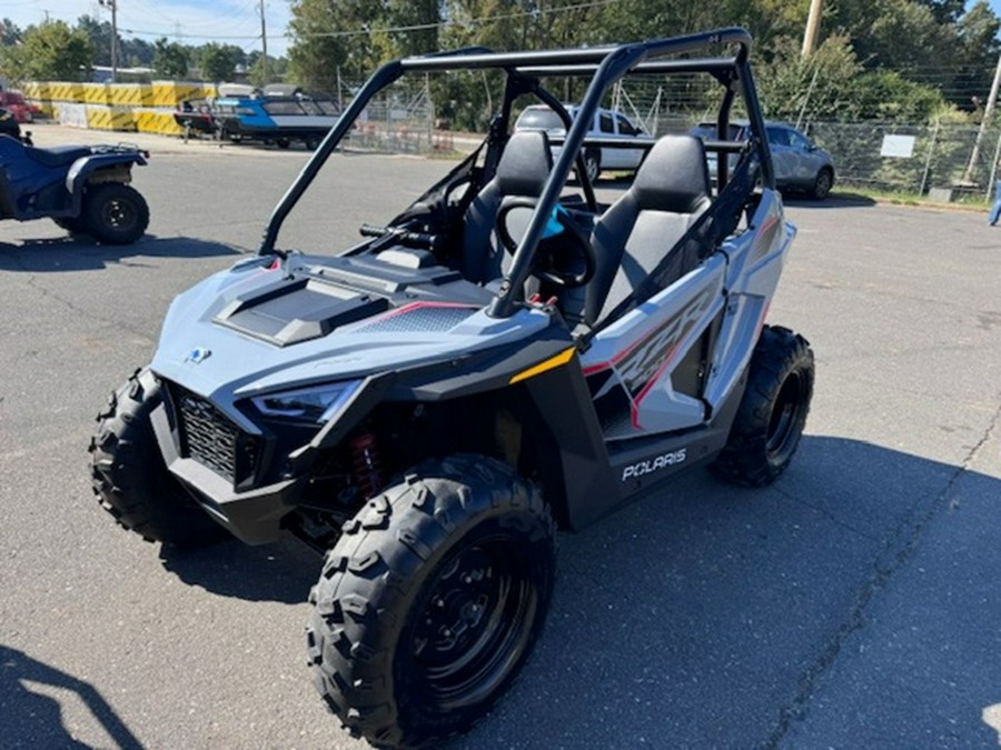 2026 Polaris RZR 200 EFI