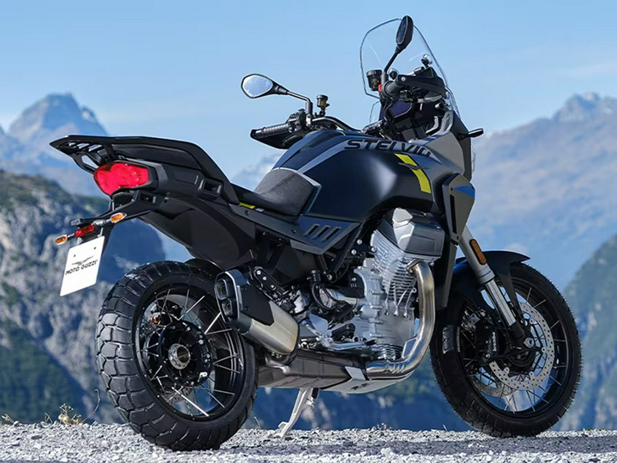 2025 Moto Guzzi Stelvio