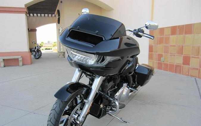 2026 Harley-Davidson Road Glide VIVID BLACK