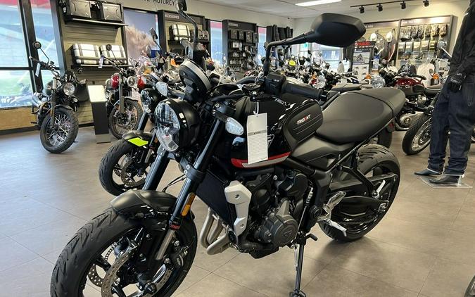 2023 Triumph Trident 660 Sapphire Black