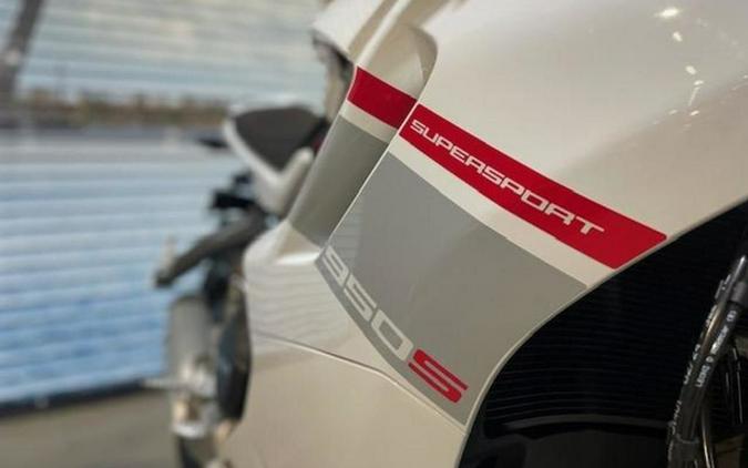 2024 Ducati Supersport 950 S White Stripe 950 S