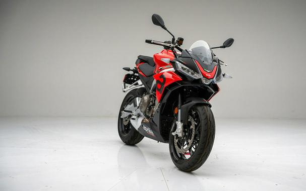 2024 Aprilia Tuono 660