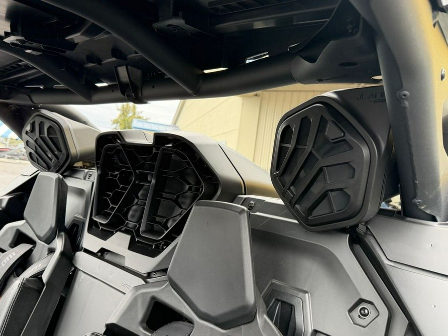 2026 Can-Am® Maverick R X rc with Smart-Shox