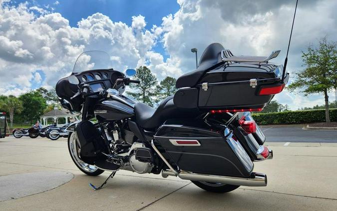 2016 Harley-Davidson® FLHTCU - Electra Glide® Ultra Classic®