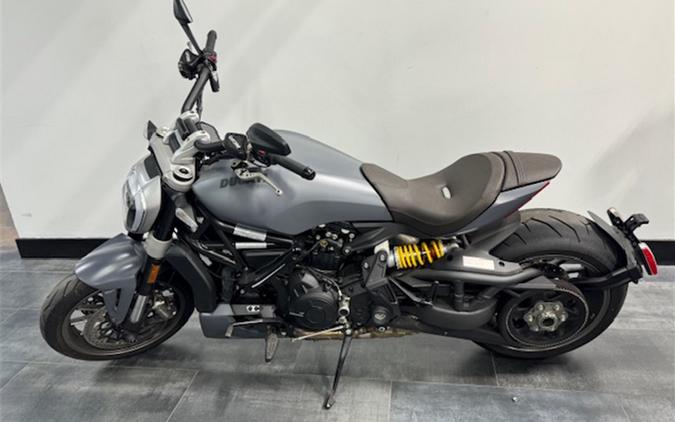 2019 DUCATI XDiavel Base